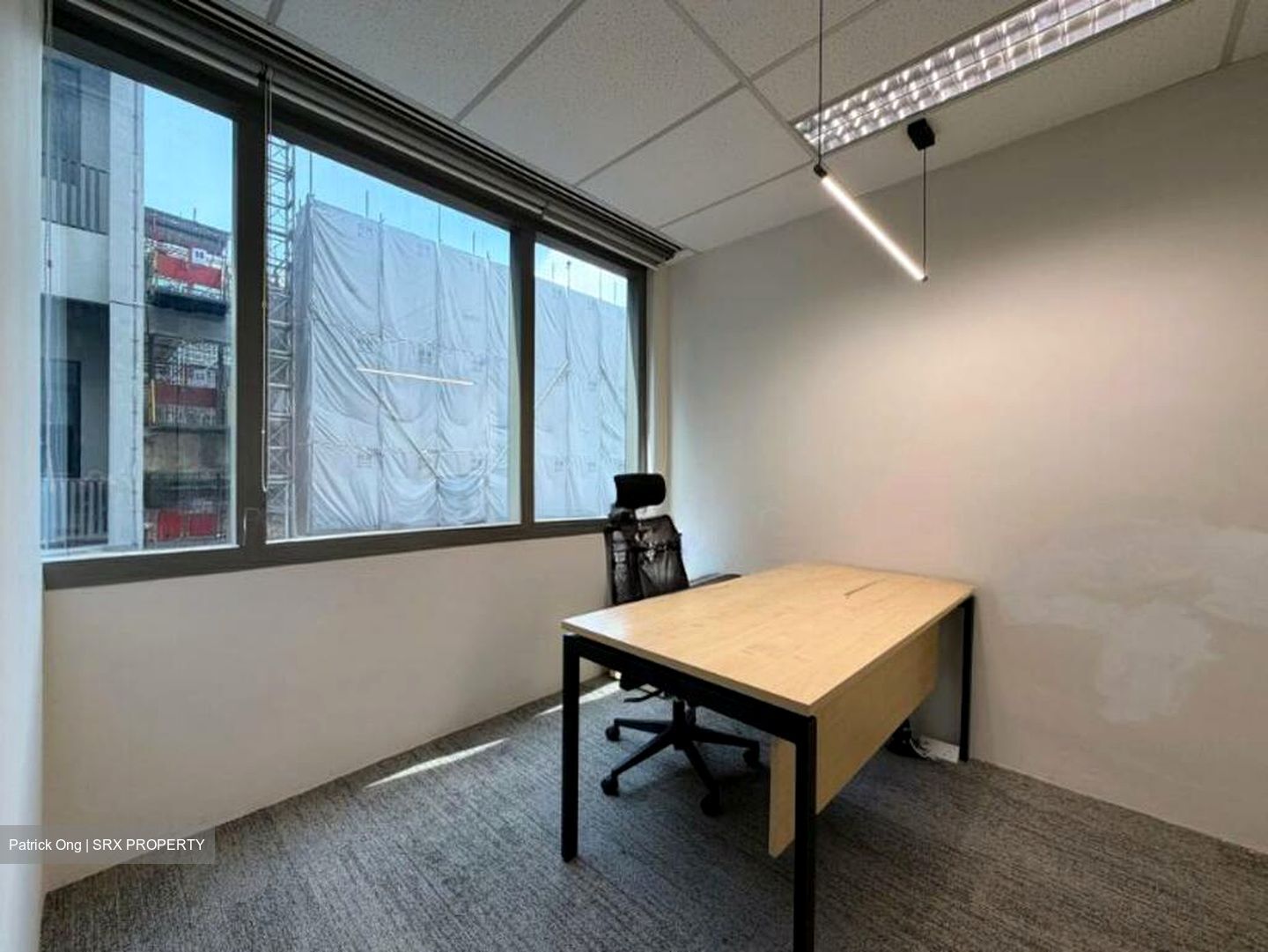 Robinson 112 (D1), Office #606783721